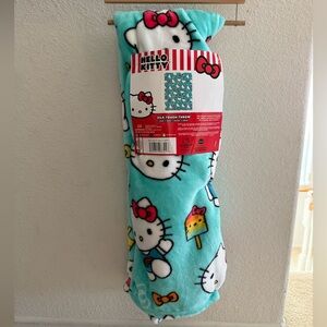 NEW Hello Kitty Silk Touch Throw Blanket Turquoise